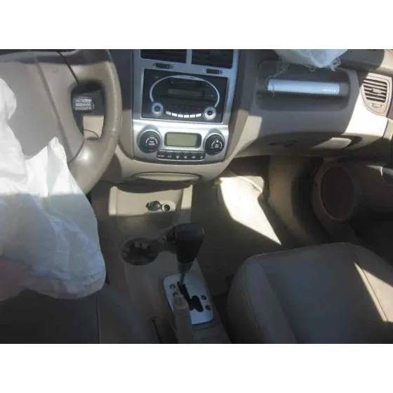 KIA SPORTAGE '2005 LX PLATA