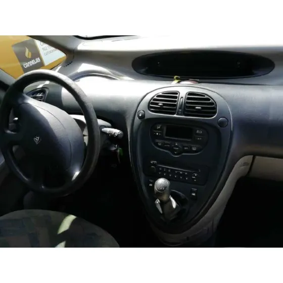 CITROEN XSARA PICASSO '2002 1.6 GRIS