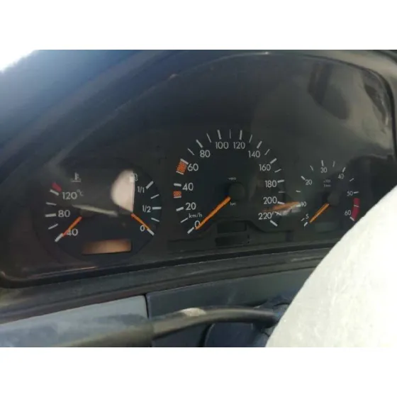 MERCEDES CLASE E (W210) BERLINA DIESEL '1998 220 DIESEL (210.004) AZUL AGUAMARINA