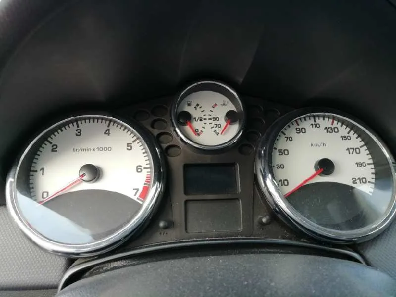 PEUGEOT 207 CC '2011 1.6 16V BLANCO