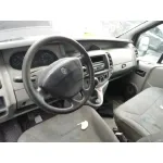 RENAULT TRAFIC COMBI (AB 4.01) RENAULT TRAFIC COMBI (AB 4.01) '2005 6 - PLAZAS, ACRISTALADO PARCIAL 2,9T COMBI CORTO NEGRO 2002