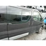 RENAULT TRAFIC COMBI (AB 4.01) RENAULT TRAFIC COMBI (AB 4.01) '2005 6 - PLAZAS, ACRISTALADO PARCIAL 2,9T COMBI CORTO NEGRO 2002