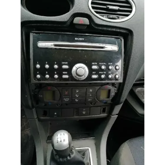 FORD FOCUS BERLINA (CAP) '2006 SPORT GRIS OSCURO