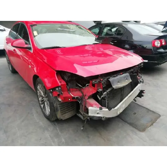 OPEL INSIGNIA BERLINA '2014 EXCELLENCE ROJO