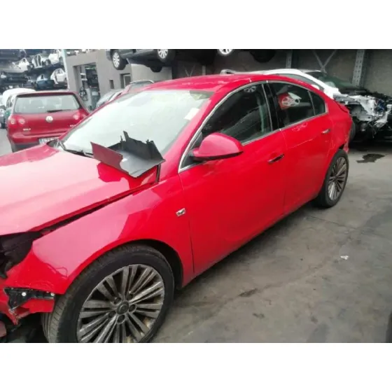 OPEL INSIGNIA BERLINA '2014 EXCELLENCE ROJO
