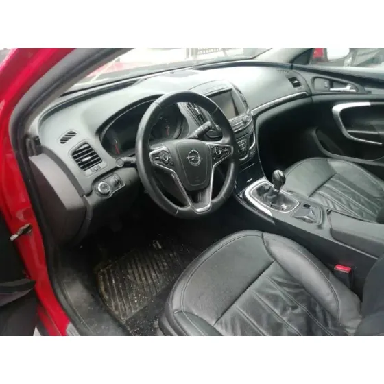 OPEL INSIGNIA BERLINA '2014 EXCELLENCE ROJO