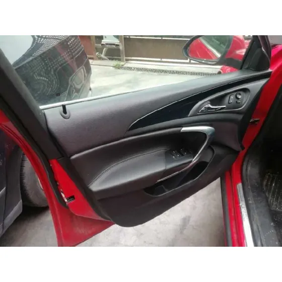 OPEL INSIGNIA BERLINA '2014 EXCELLENCE ROJO
