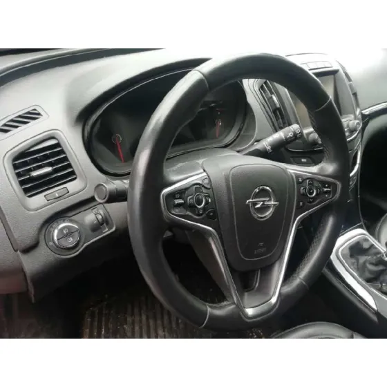 OPEL INSIGNIA BERLINA '2014 EXCELLENCE ROJO