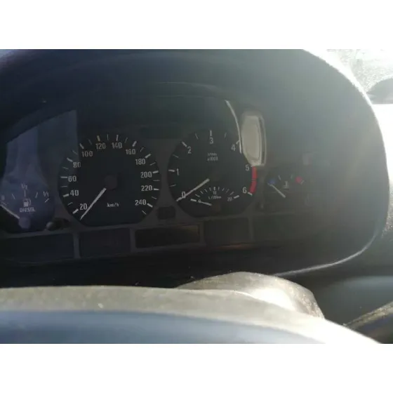 BMW SERIE 3 COMPACT (E46) '2004 320TD ROJO