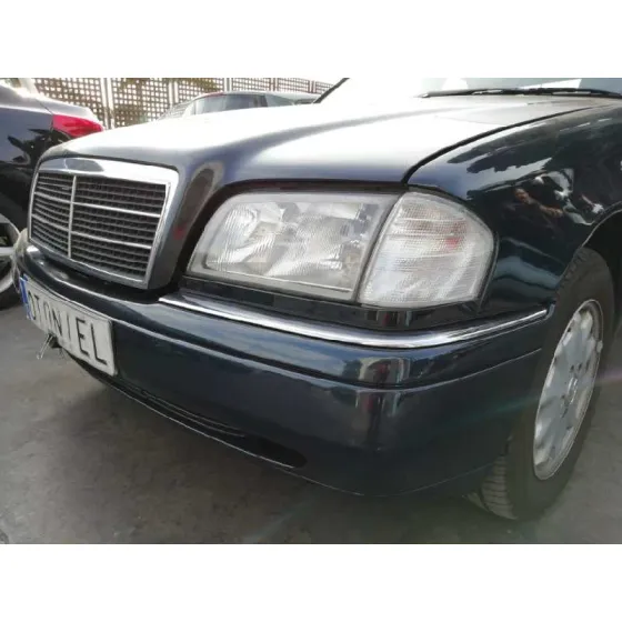MERCEDES CLASE C (W202) BERLINA '1999 220 CDI (202.133) AZUL
