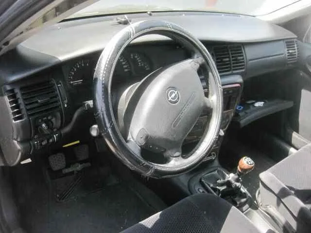 OPEL VECTRA B BERLINA '2001 COMFORT GRIS