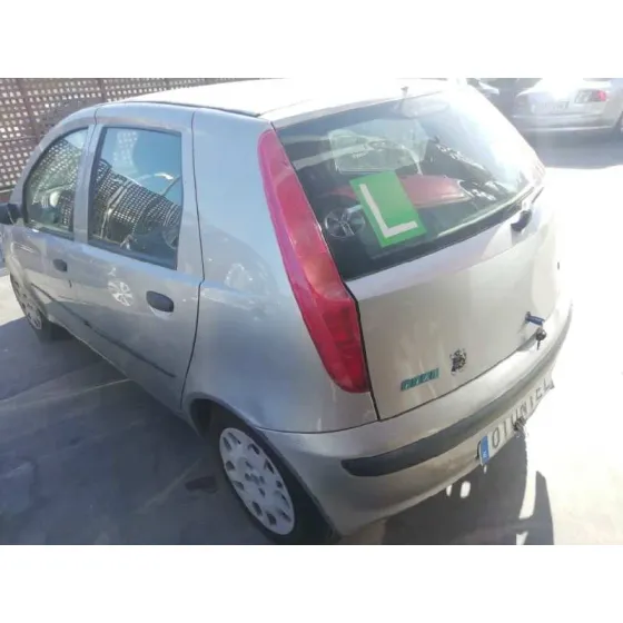 FIAT PUNTO BERLINA (188) '2003 1.2 16V DYNAMIC GRIS