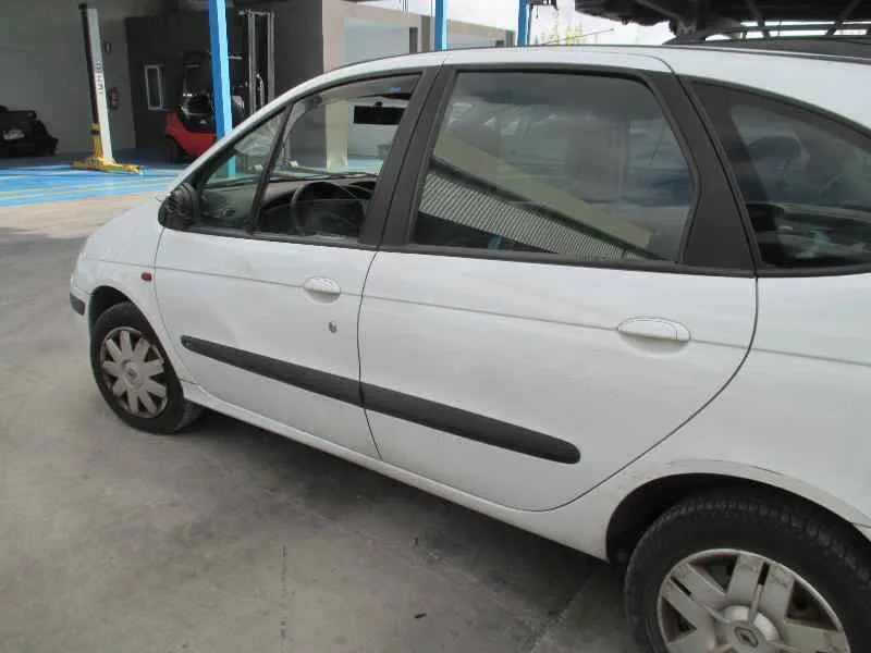 RENAULT SCENIC (JA..) '2002 1.9 DCI AUTHENTIQUE BLANCO