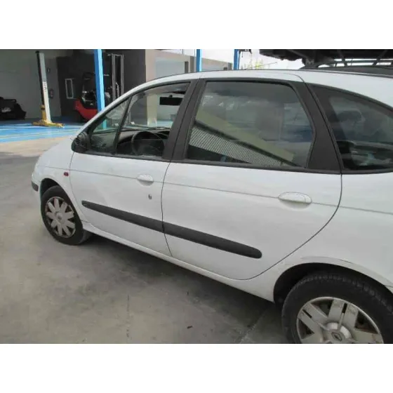 RENAULT SCENIC (JA..) '2002 1.9 DCI AUTHENTIQUE BLANCO
