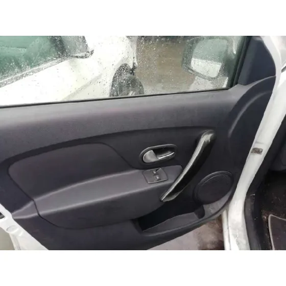 DACIA SANDERO '2019 1.5 BLUE DCI DIESEL FAP CAT BLANCO
