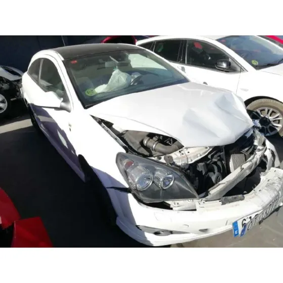 OPEL ASTRA GTC '2010 COSMO BLANCO