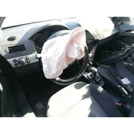 OPEL ASTRA GTC '2010 COSMO BLANCO