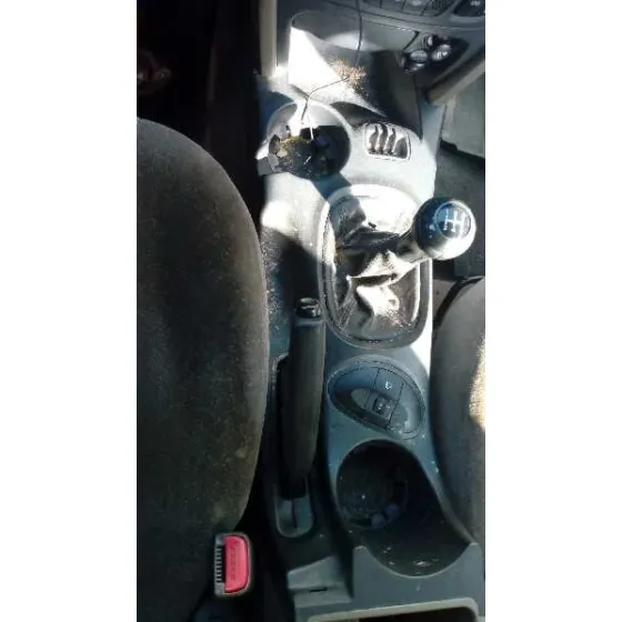 HYUNDAI SANTA FE (SM) '2002 2.4 CAT MARRON