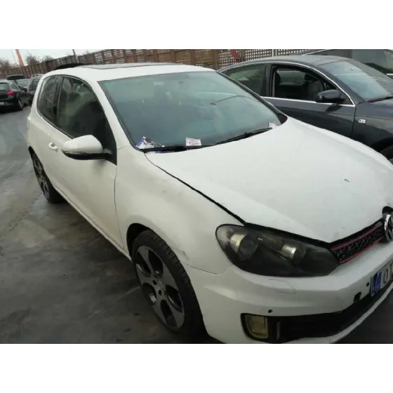 VOLKSWAGEN GOLF VI (5K1) '2011 1.6 TDI BLANCO