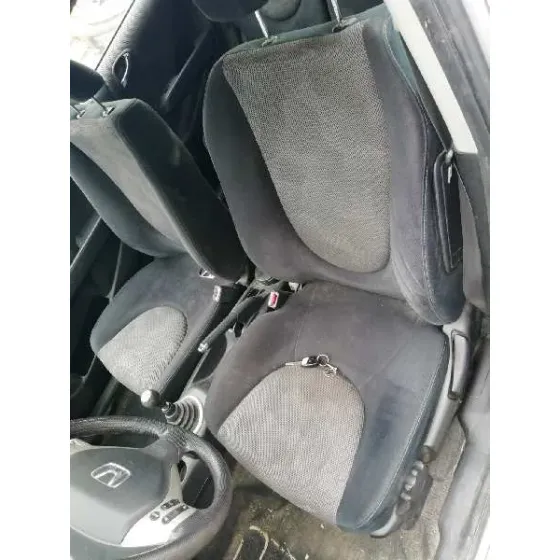 HONDA JAZZ (GD1/5) '2006 1.4 ES GRIS OSCURO