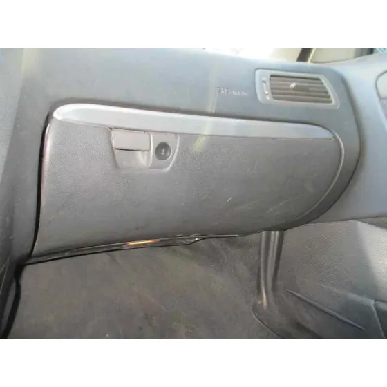 VOLVO S60 BERLINA '2001 D5 BLANCO
