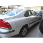 VOLVO S60 BERLINA '2001 D5 BLANCO