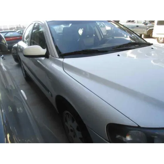VOLVO S60 BERLINA '2001 D5 BLANCO