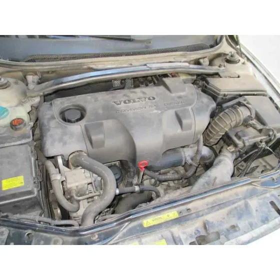 VOLVO S60 BERLINA '2001 D5 BLANCO