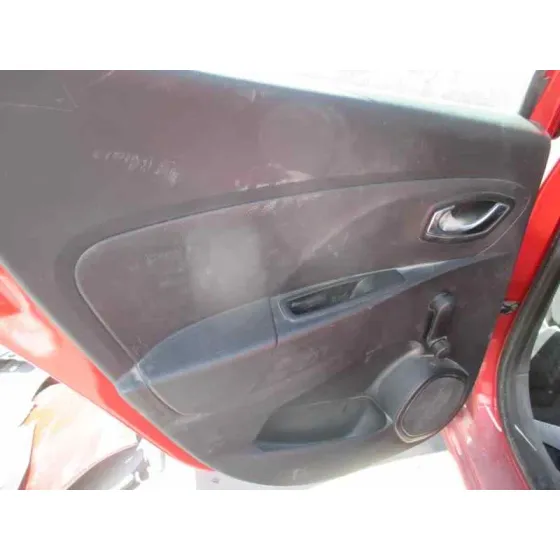 RENAULT CLIO IV '2012 DYNAMIQUE ROJO