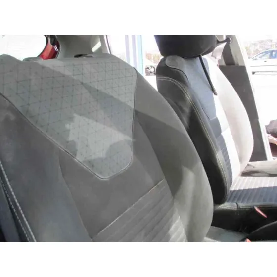 RENAULT CLIO IV '2012 DYNAMIQUE ROJO
