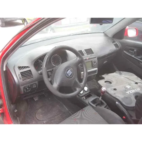 SEAT CORDOBA BERLINA (6K2) '1999 * ROJO
