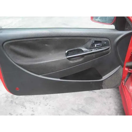 SEAT CORDOBA BERLINA (6K2) '1999 * ROJO