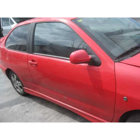SEAT CORDOBA BERLINA (6K2) '1999 * ROJO