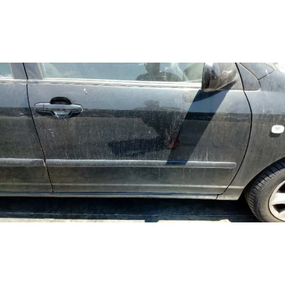 TOYOTA COROLLA (E12) '2006 1.4 TURBODIESEL CAT NEGRO