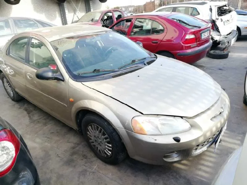 CHRYSLER SEBRING BERLINA (JR41) '2002 2.0 LE MARRON