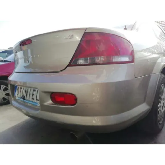 CHRYSLER SEBRING BERLINA (JR41) '2002 2.0 LE MARRON