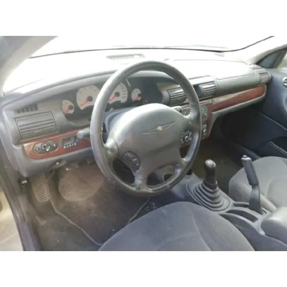CHRYSLER SEBRING BERLINA (JR41) '2002 2.0 LE MARRON