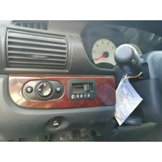 CHRYSLER SEBRING BERLINA (JR41) '2002 2.0 LE MARRON