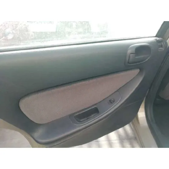 CHRYSLER SEBRING BERLINA (JR41) '2002 2.0 LE MARRON