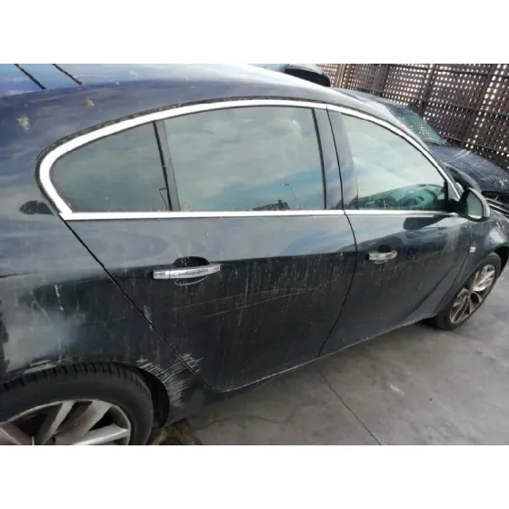 OPEL INSIGNIA BERLINA '2016 EXCELLENCE NEGRO