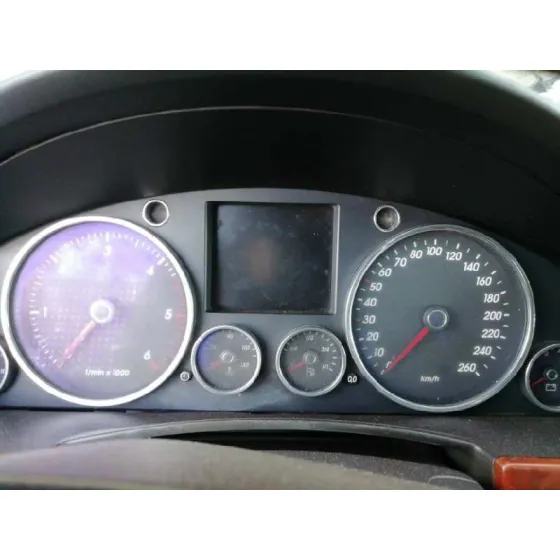 VOLKSWAGEN TOUAREG (7LA) '2003 TDI R5 NEGRO