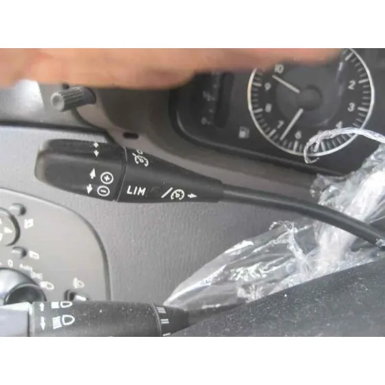 MERCEDES CLASE CLK (W209) COUPE '2003 270 CDI (209.316) AZUL