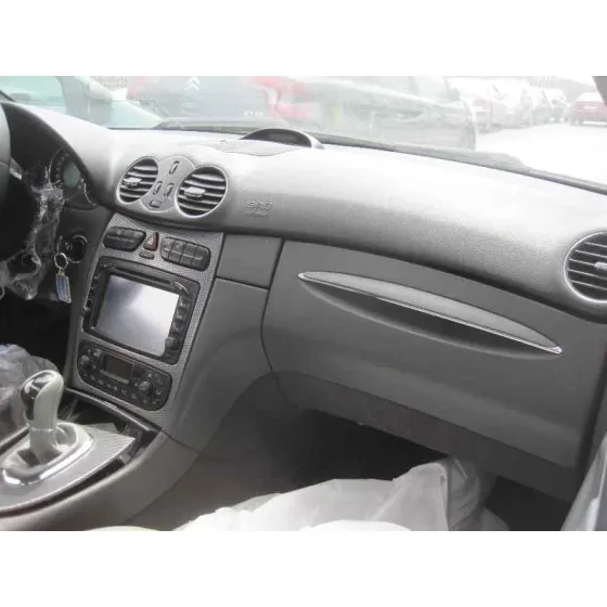 MERCEDES CLASE CLK (W209) COUPE '2003 270 CDI (209.316) AZUL