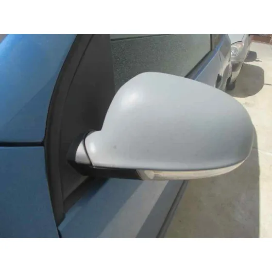 VOLKSWAGEN GOLF V BERLINA (1K1) '2004 1.9 TDI AZUL