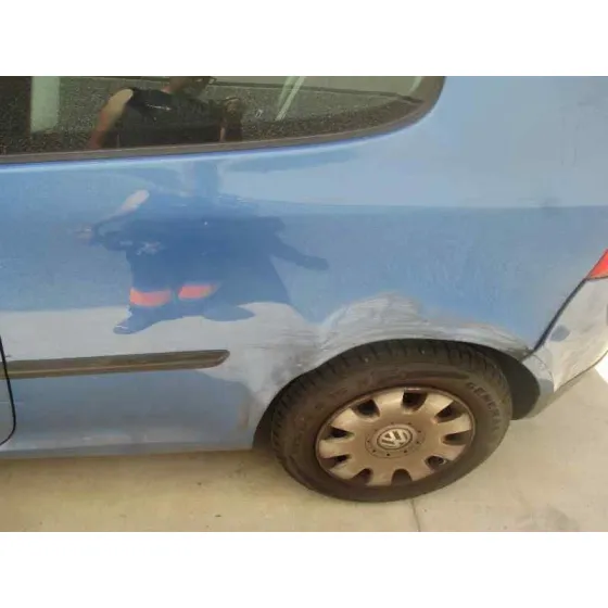 VOLKSWAGEN GOLF V BERLINA (1K1) '2004 1.9 TDI AZUL