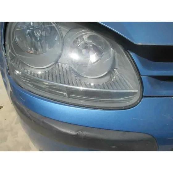 VOLKSWAGEN GOLF V BERLINA (1K1) '2004 1.9 TDI AZUL