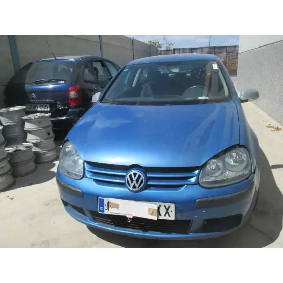 VOLKSWAGEN GOLF V BERLINA (1K1) '2004 1.9 TDI AZUL