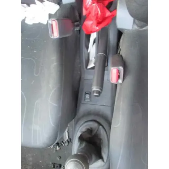TOYOTA YARIS '2009 ACTIVE ROJO