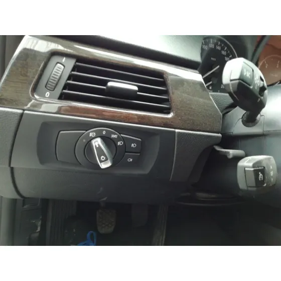 BMW SERIE 3 BERLINA (E90) '2011 318D BLANCO