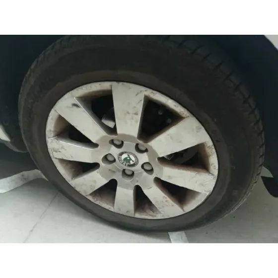 SKODA SUPERB (3U4) '2006 CLASSIC BLANCO
